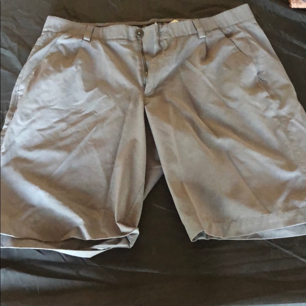 Golf shorts